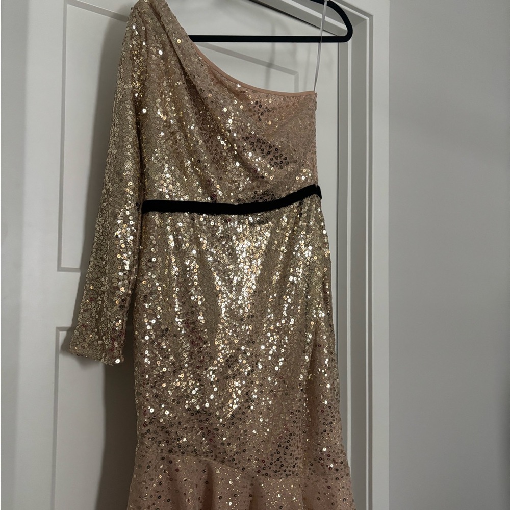 Marchesa Notte Elegant Gold Sequin One-Shoulder Dress 8 NWT